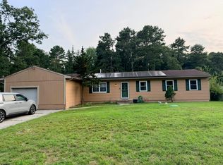 253 Fenimore Dr, Williamstown, NJ 08094