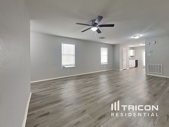 3rd image of 12443 Sterlingstone Dr