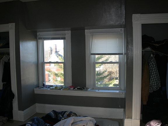 4th image of 3232 Bishop St