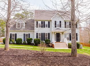 195 Keswick Glen Dr, Keswick, VA 22947