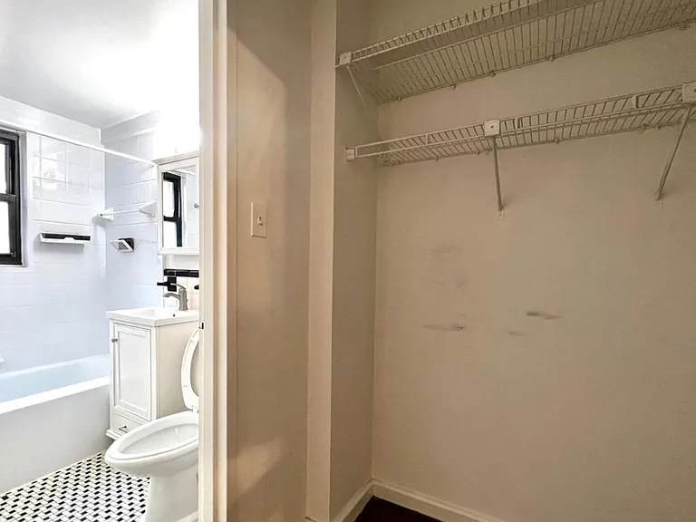 2141 I St NW #410 — Photo 12