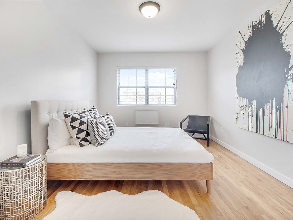 1st image of 303 Beach 65th St #1