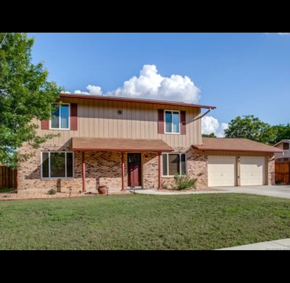 4 bed, 2595 sqft, $2,375 — Photo 1