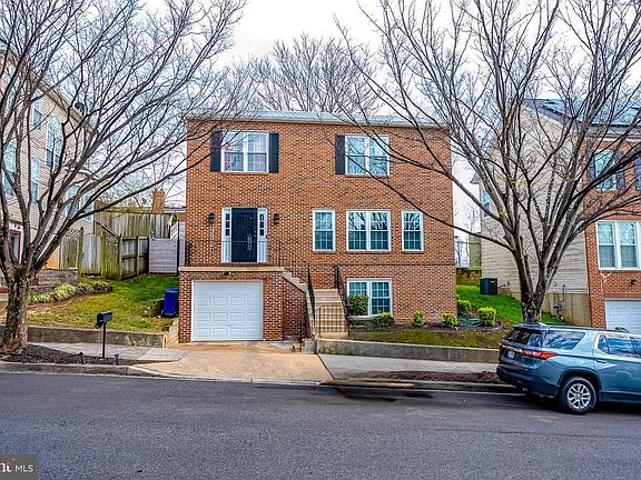 2nd image of 3320 Oxon Run Rd SE