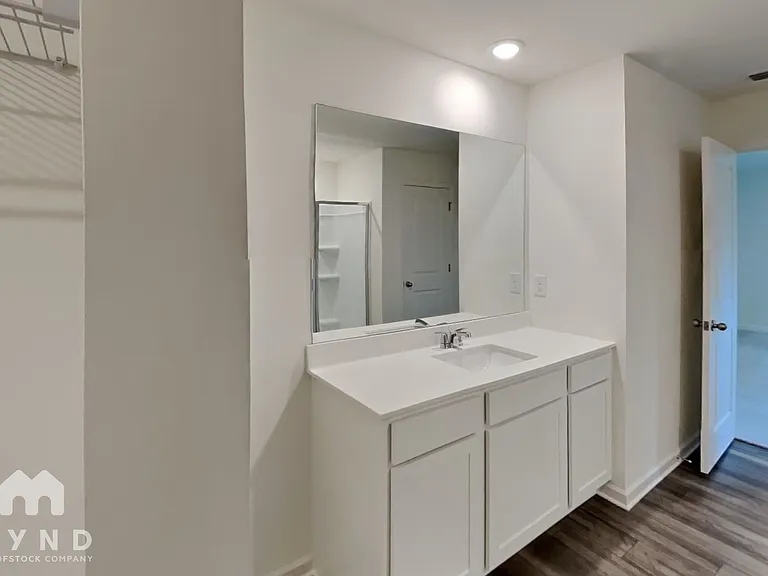 56 Heartland Dr — Photo 8