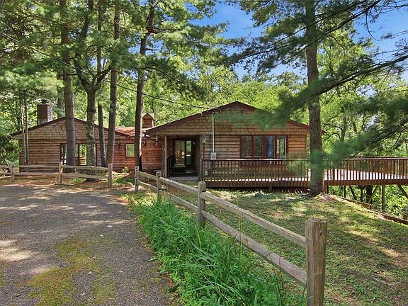 2nd image of 3153 Deerfield Road