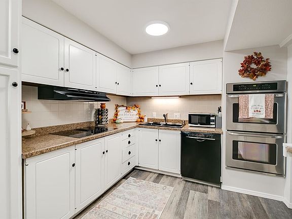 4th image of 5580 Baronridge Dr APT 5