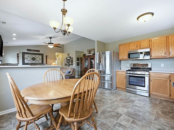 4th image of 7120 Tiger Lily Pl