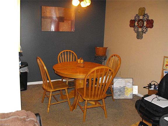 3rd image of 125 Ivy Hill Ln #B-6