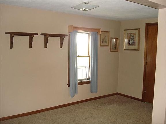 3rd image of 11611 County Road C