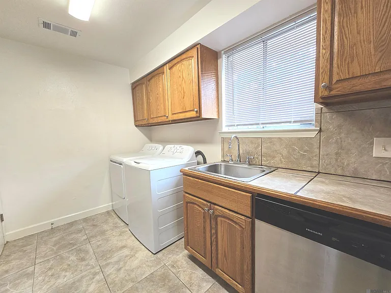 626 Jennifer Jean Dr — Photo 5