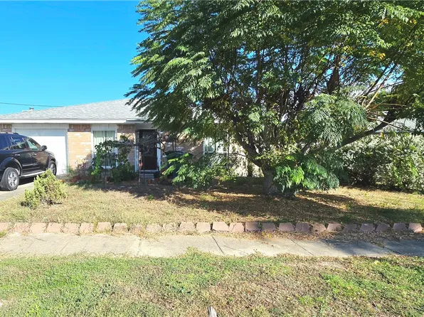 2826 Ransom Island Dr, Corpus Christi, TX 78418