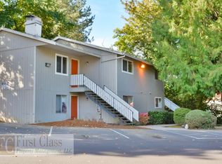 10056 SW Garrett St, Tigard, OR 97223