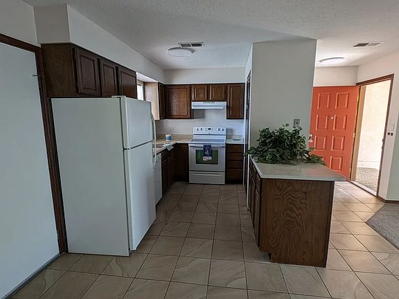 4th image of 4300 Bryn Mawr Dr NE APT 43
