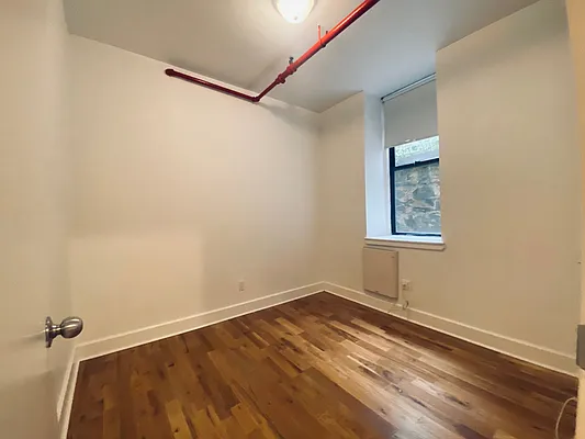 Rented by Dream Space Realty | media 14