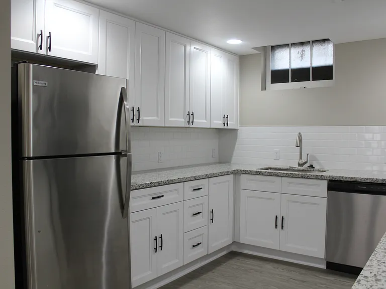The White Apartments - Portland Oregon