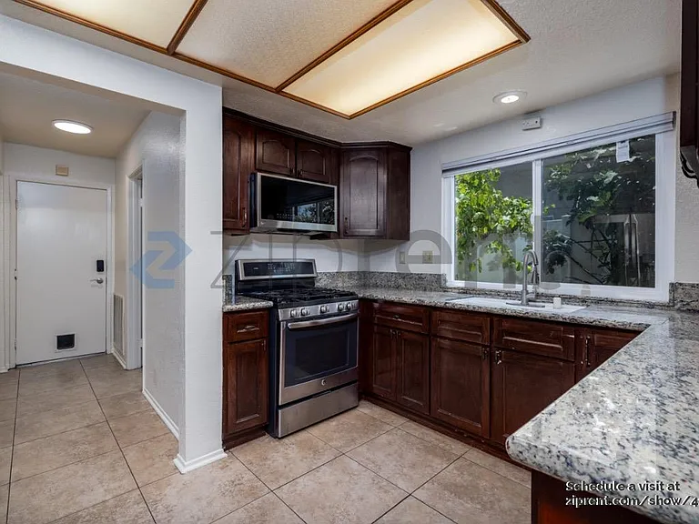 11358 Havstad Dr — Photo 9