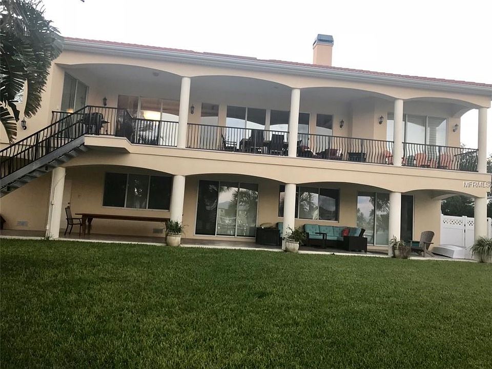 2nd image of 3167 Shoreline Dr