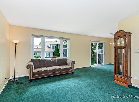 4th image of 2187 Chaucer Ln