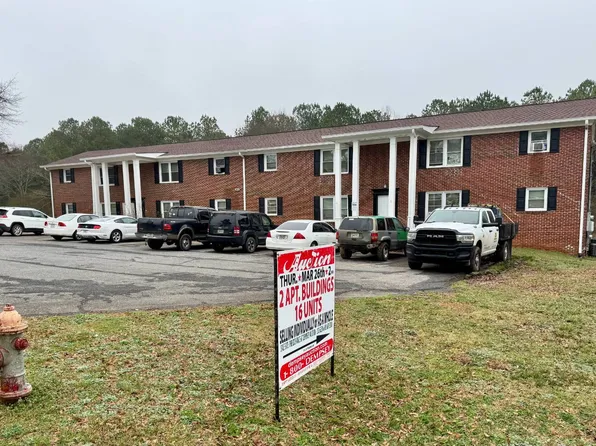 620 N College Dr, Cedartown, GA 30125