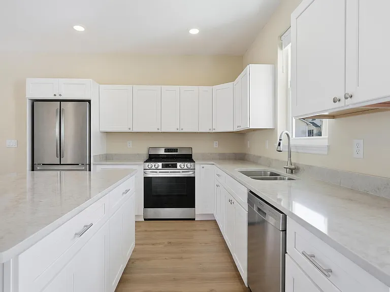 216 S Florida Ave #2 — Photo 5