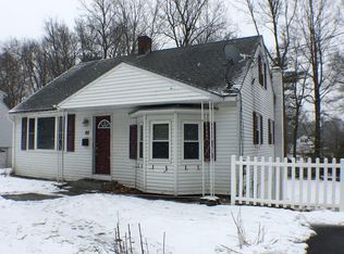 65 Dillon St, Leominster, MA 01453