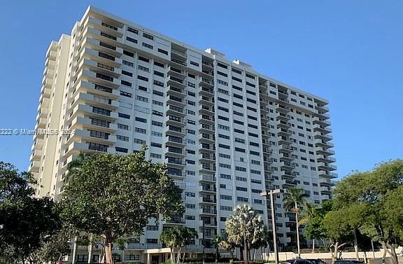 2nd image of 3200 Port Royale Dr N APT 508