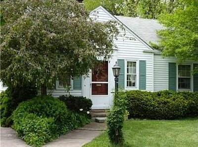 1st image of 906 Hutchins Ave