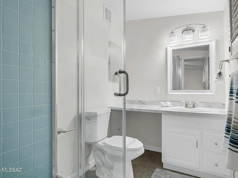 5819 E Rosewood St — Photo 9