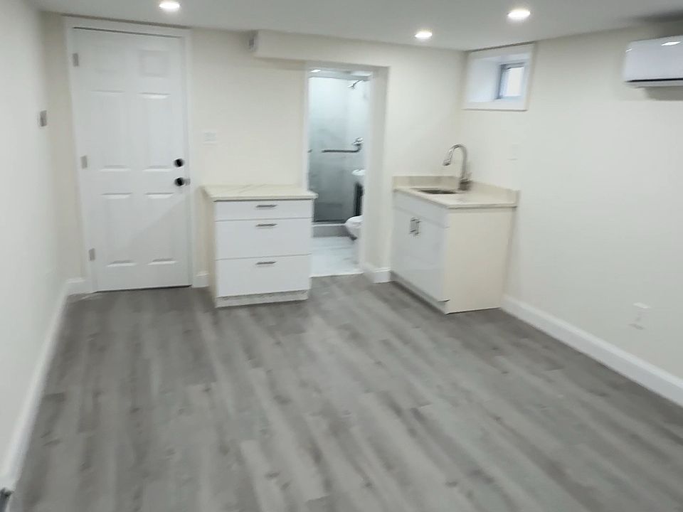 1st image of 7317 171st St #1