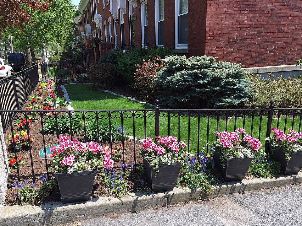 2nd image of 48 Leamington Rd