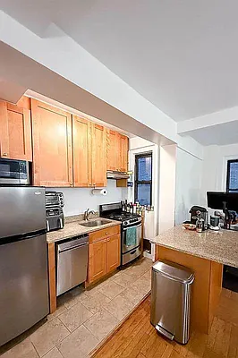 Rented by Oxford Property Group | media 12