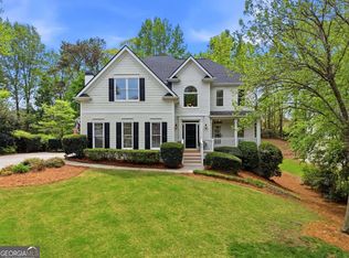 3815 Bridle Ridge Dr, Suwanee, GA