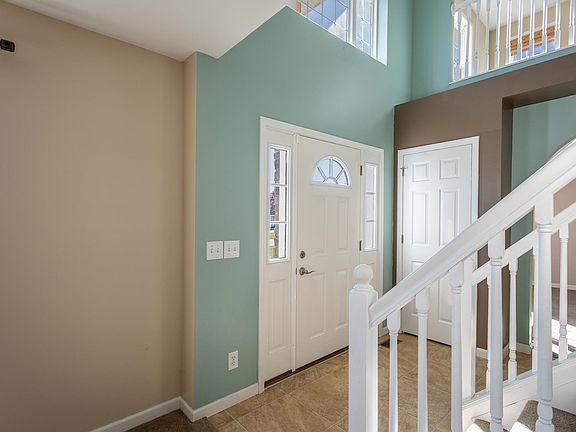 3rd image of 9225 King Russell Ct