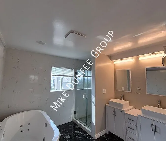 2699 E 20th St #D — Photo 21