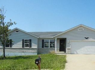 31 Nottingham Dr, Troy, MO 63379