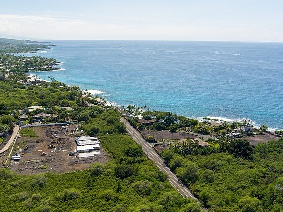 3rd image of 77-3310 Kahili Pl