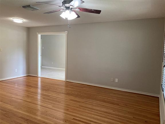 4th image of 1605 Lamonte Ln