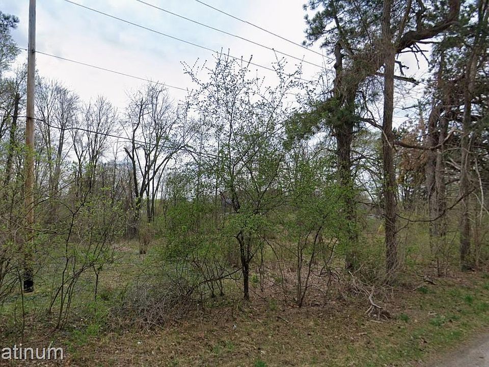 2nd image of 10 S Long Lake Torrey Rd
