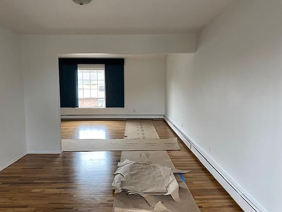 3rd image of 26 Gaffney St #B