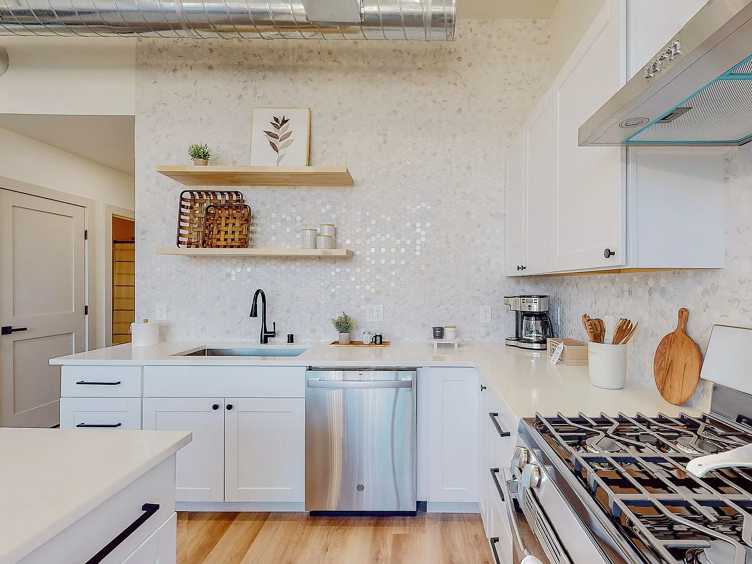 2 bed, $1,500 — Photo 3