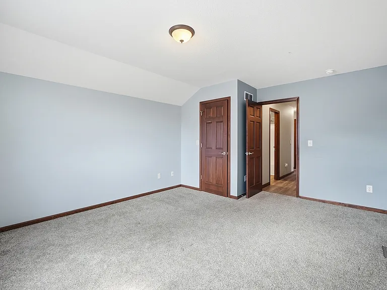 3632 Astoria Way — Photo 35