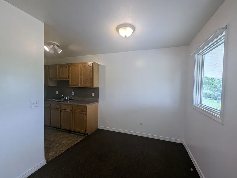 89 Moser St #3 — Photo 5