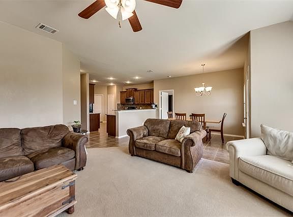 4th image of 505 Winchester Dr