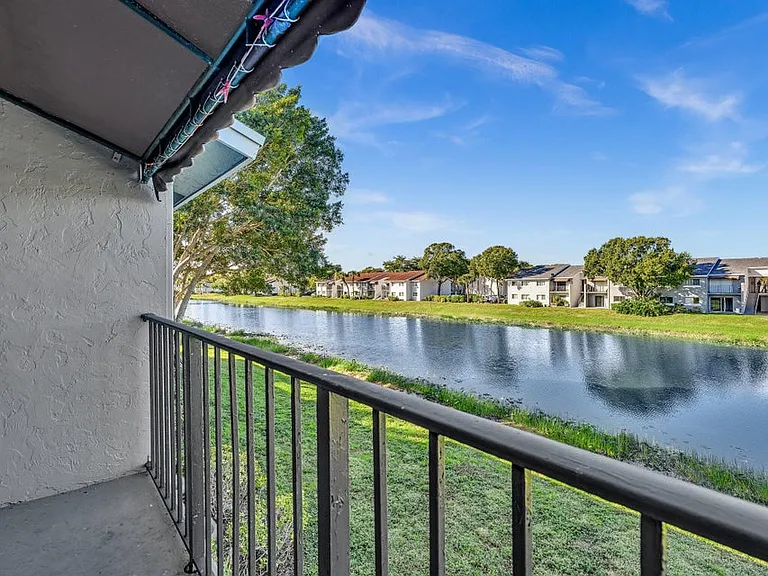 1163 Lake Terry Dr #N — Photo 20