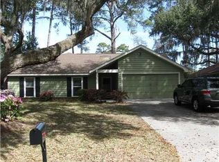 16 Ole Oak Rd, Savannah, GA 31410
