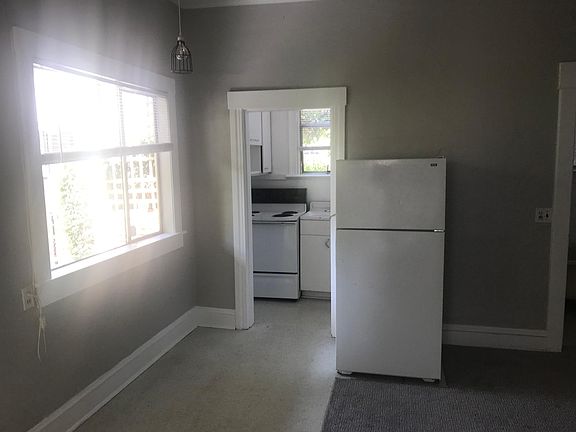 2nd image of 2239 Boylston Ave E #4