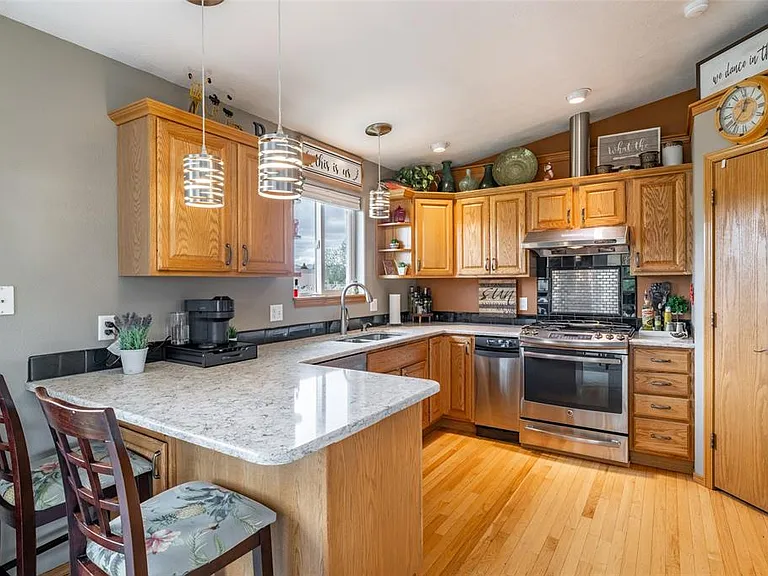 3026 McHugh Ln — Photo 7