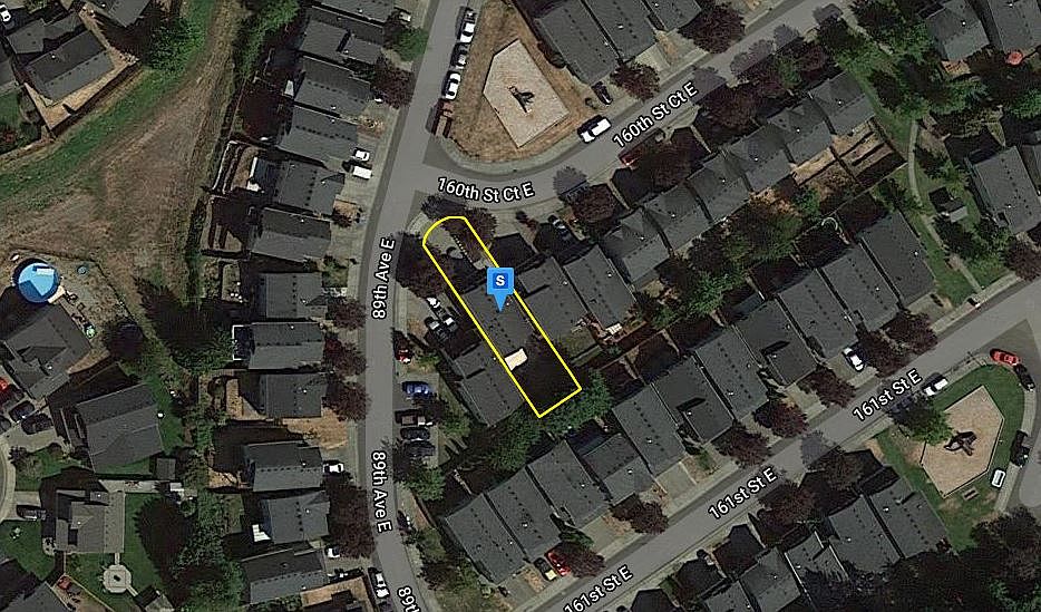 1st image of 16015 89th Ave E