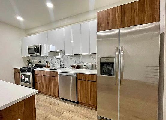 2nd image of 1473 Greene Ave Floor 3